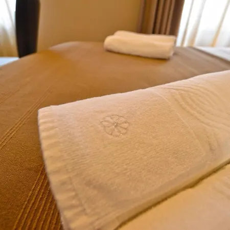 App & Juraga Guest house Bale