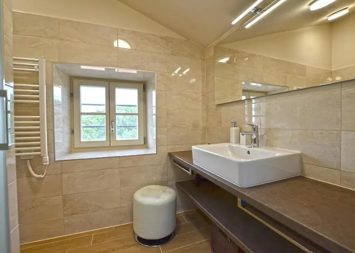 App & Juraga Gæstehus 4*