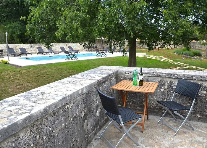 Gostinjska kuća App & Juraga 4*